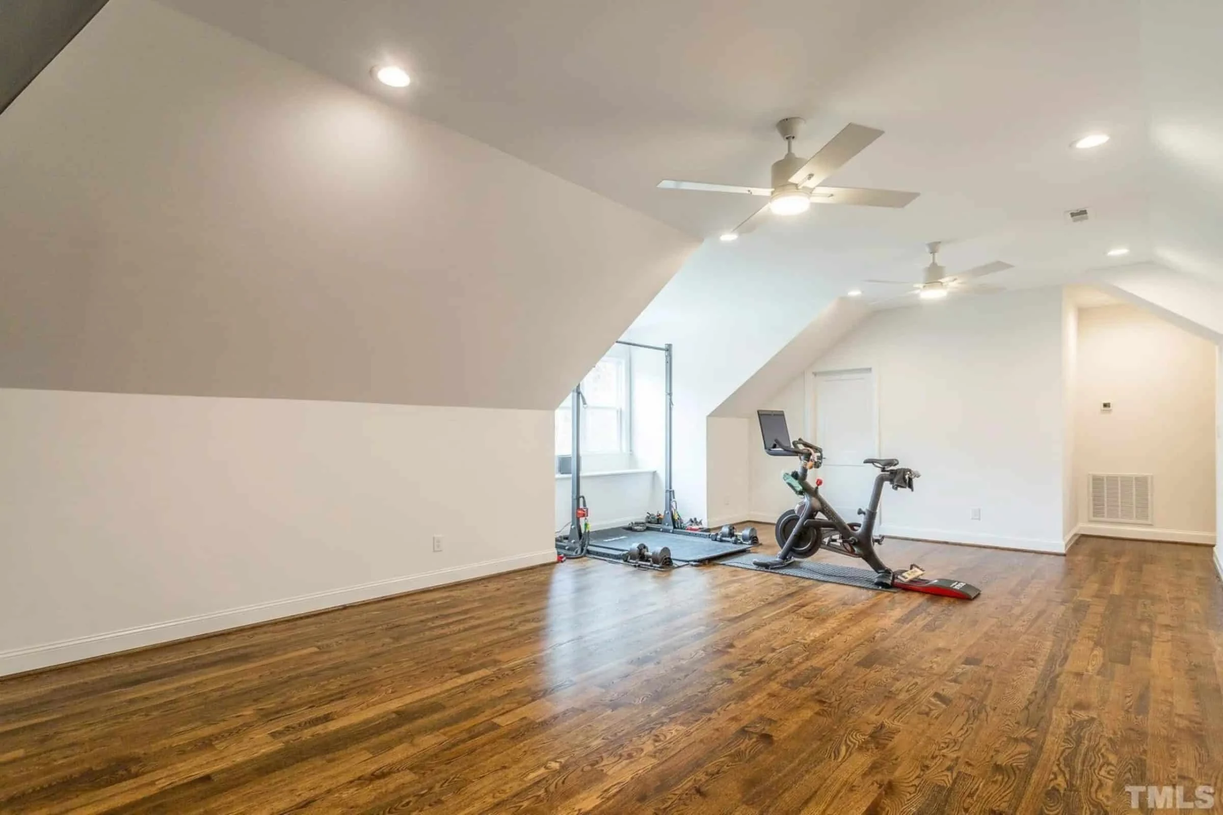 Elegant 3-Story house Plan with CAD Blueprint & Modern Designs