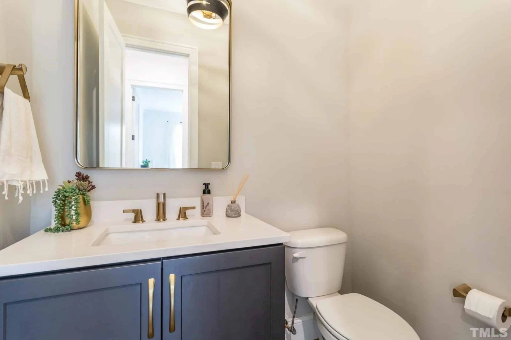 Elegant 3-Story house Plan with CAD Blueprint & Modern Designs