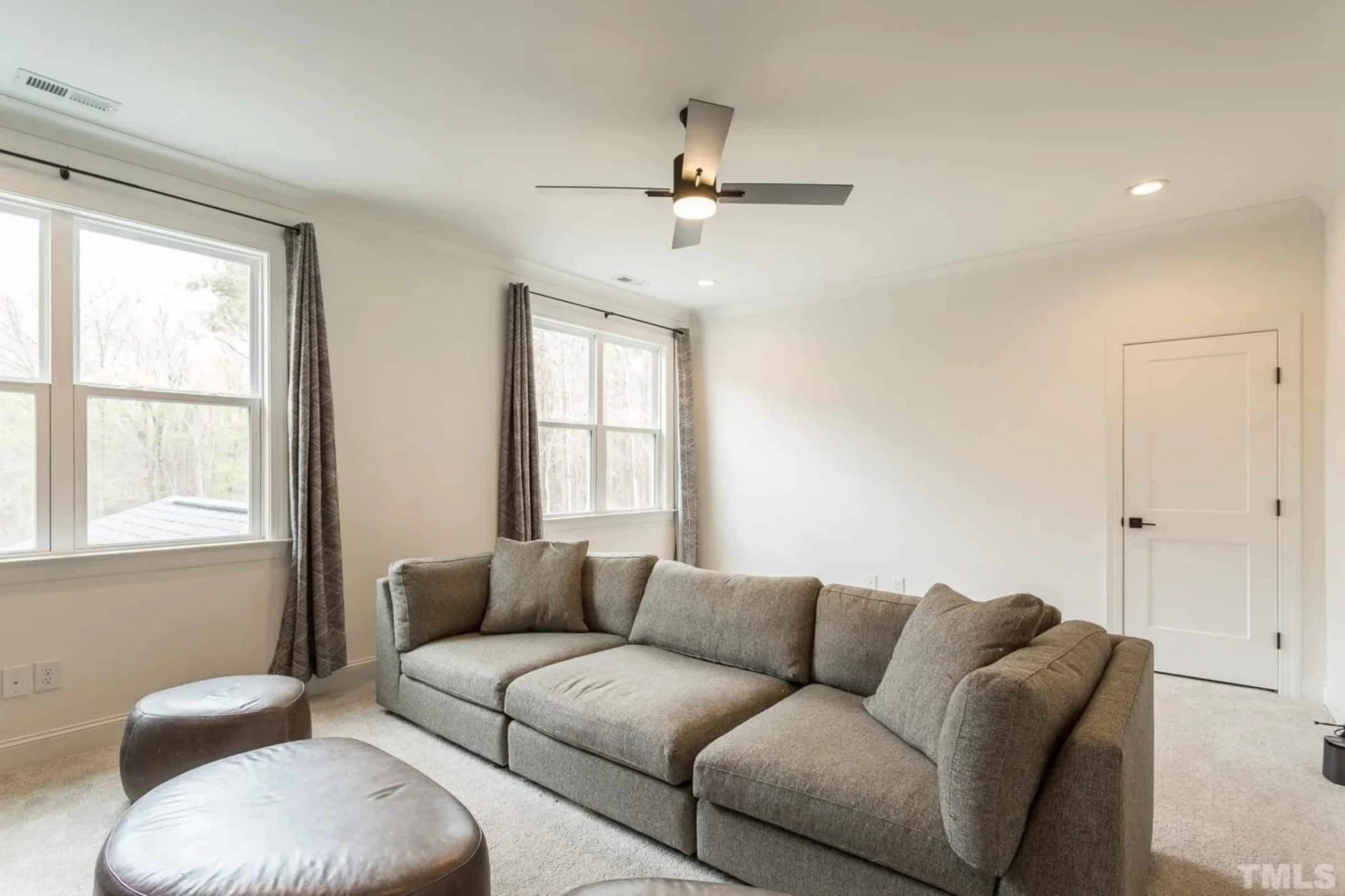 Elegant 3-Story house Plan with CAD Blueprint & Modern Designs