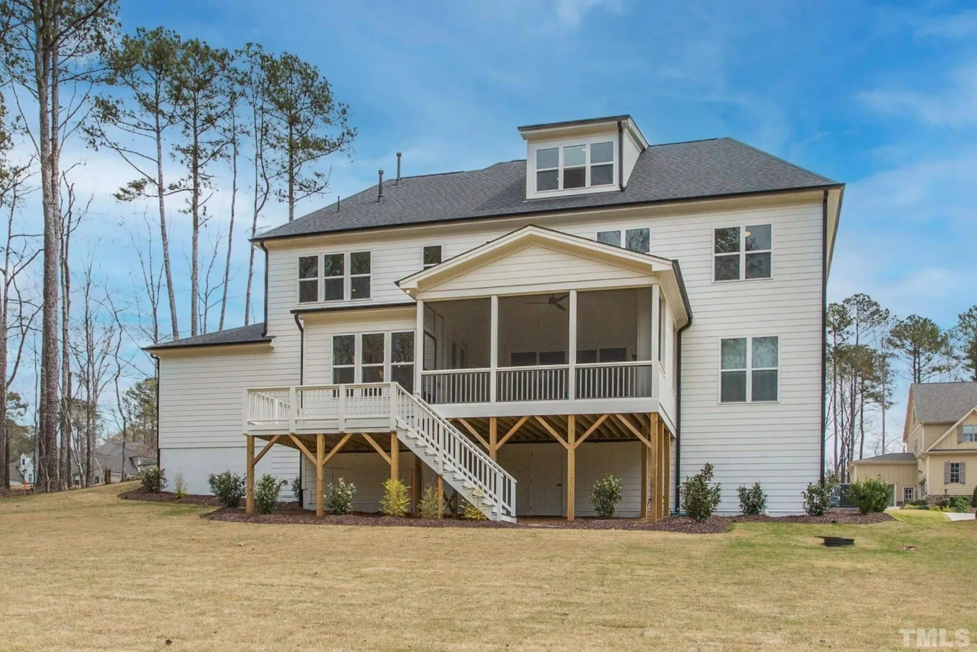 Elegant 3-Story house Plan with CAD Blueprint & Modern Designs