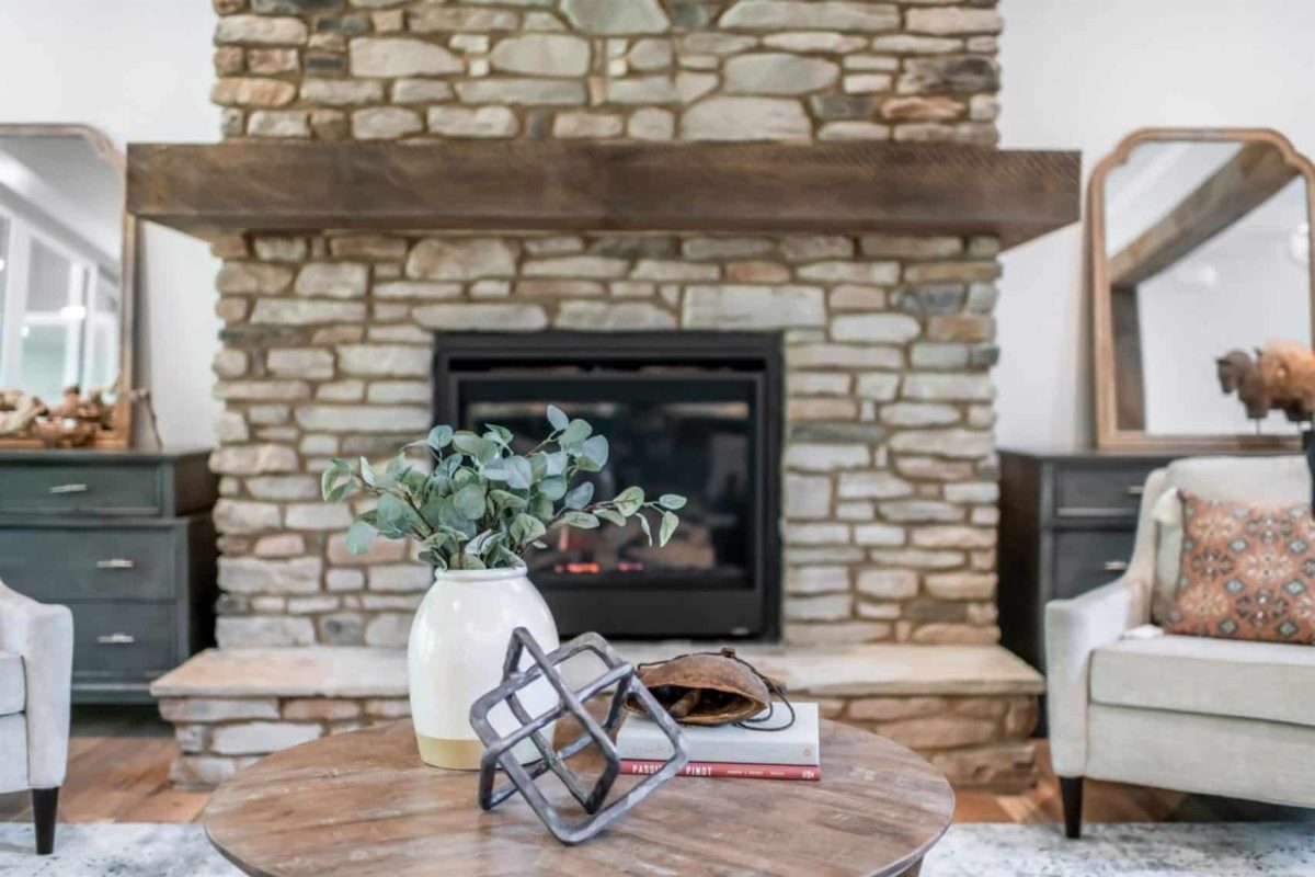 Spacious house Plan with Vaulted Ceilings, CAD Designs & Blueprint