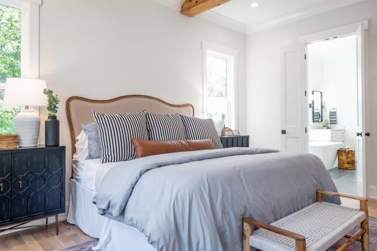 Spacious house Plan with Vaulted Ceilings, CAD Designs & Blueprint