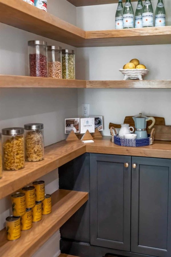 Spacious house Plan with Vaulted Ceilings, CAD Designs & Blueprint