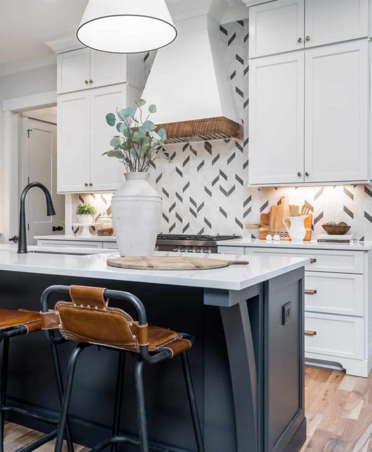 Spacious house Plan with Vaulted Ceilings, CAD Designs & Blueprint