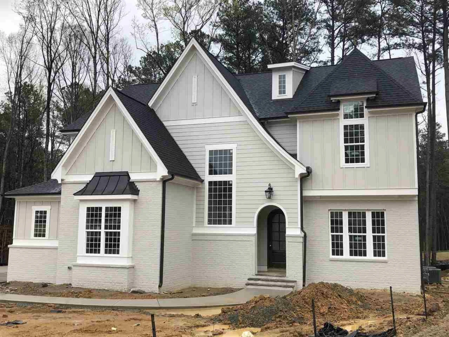 Impressive Modern Suburban house Floor Plan with CAD Design