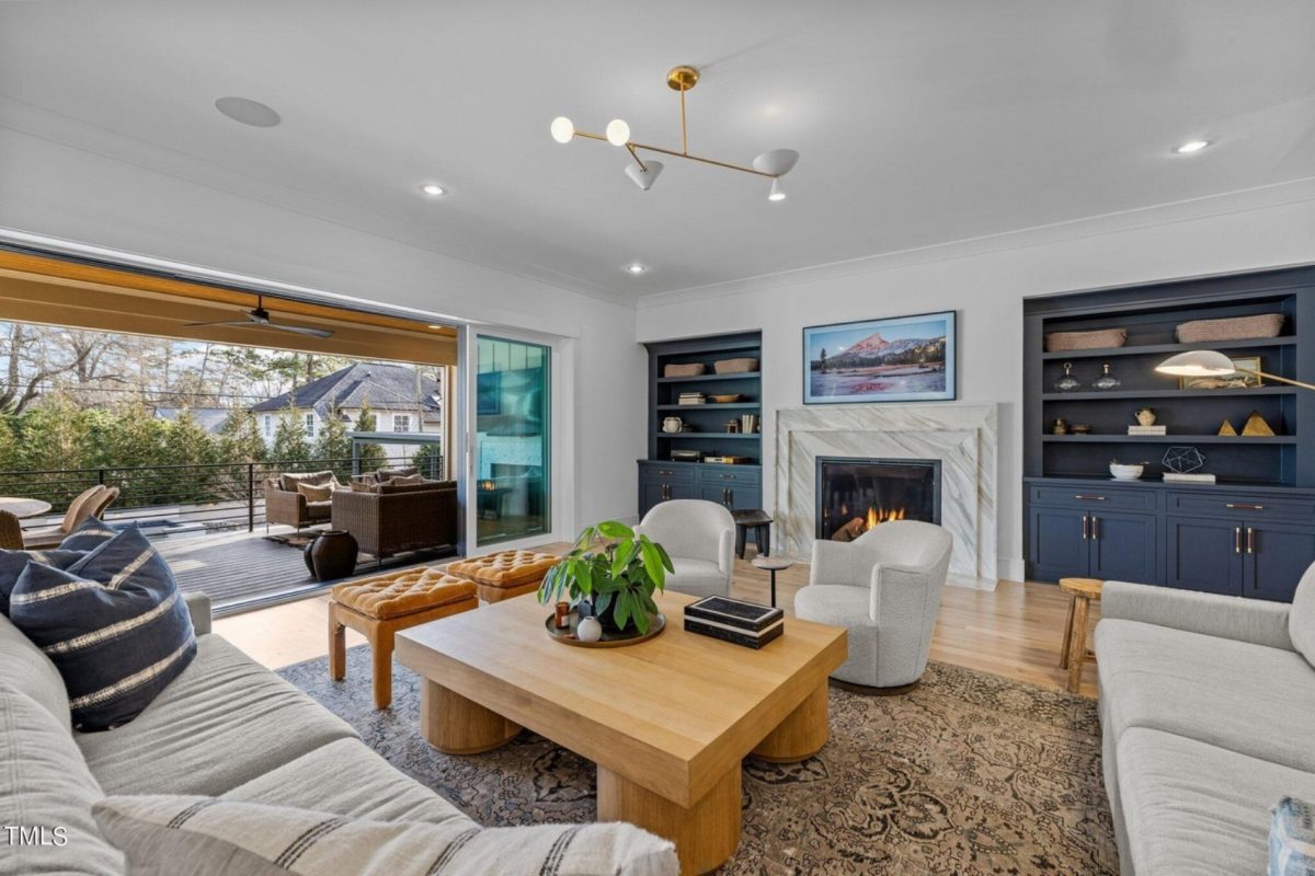 Modern house Floor Plan with CAD Designs and Blueprint Details