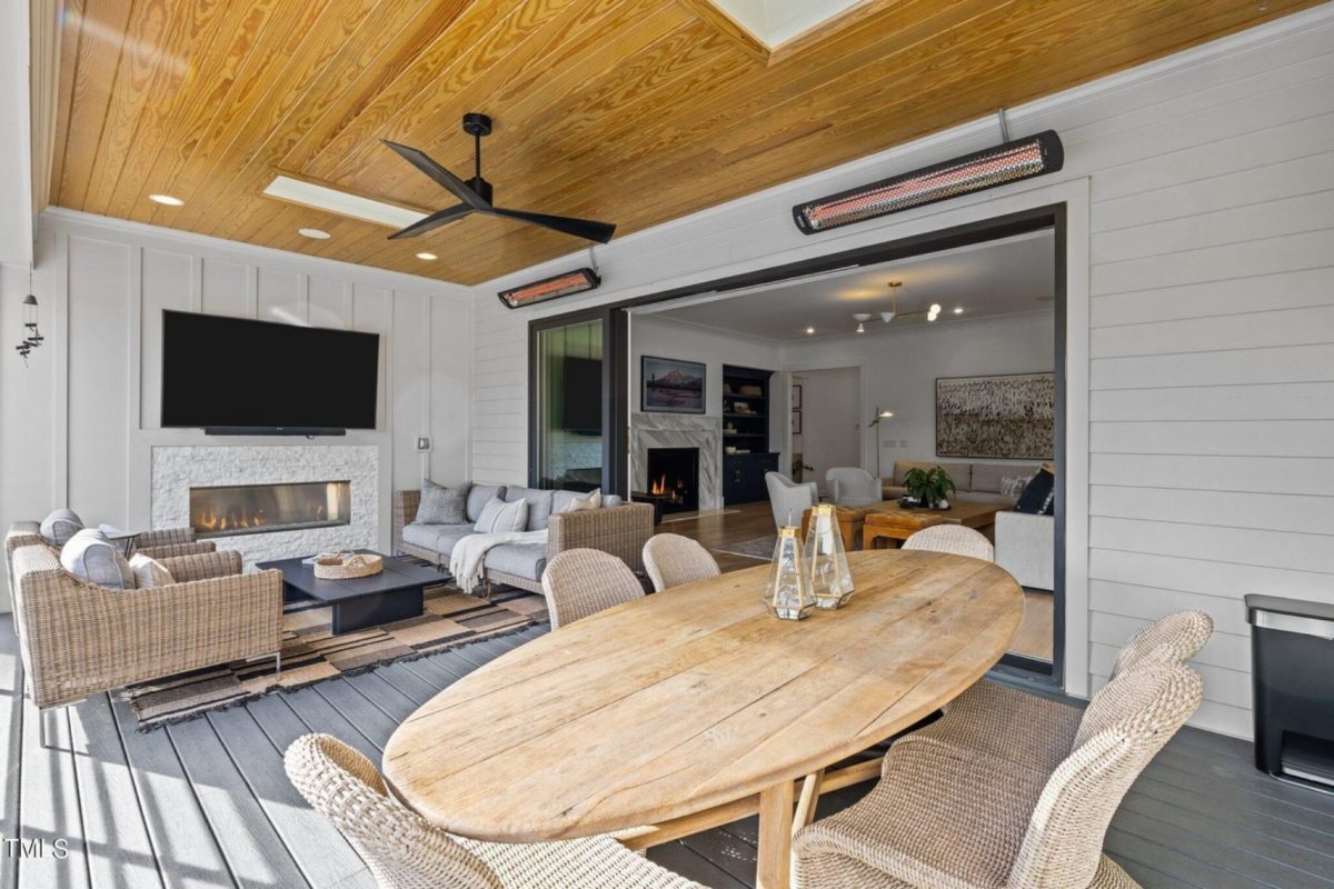 Modern house Floor Plan with CAD Designs and Blueprint Details