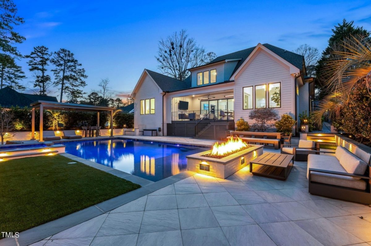 Modern house Floor Plan with CAD Designs and Blueprint Details