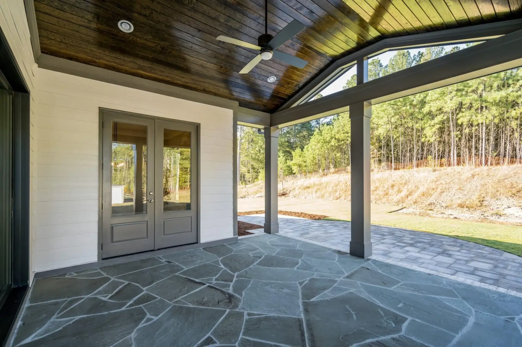 Luxury house Plan with 2 Story Blueprint