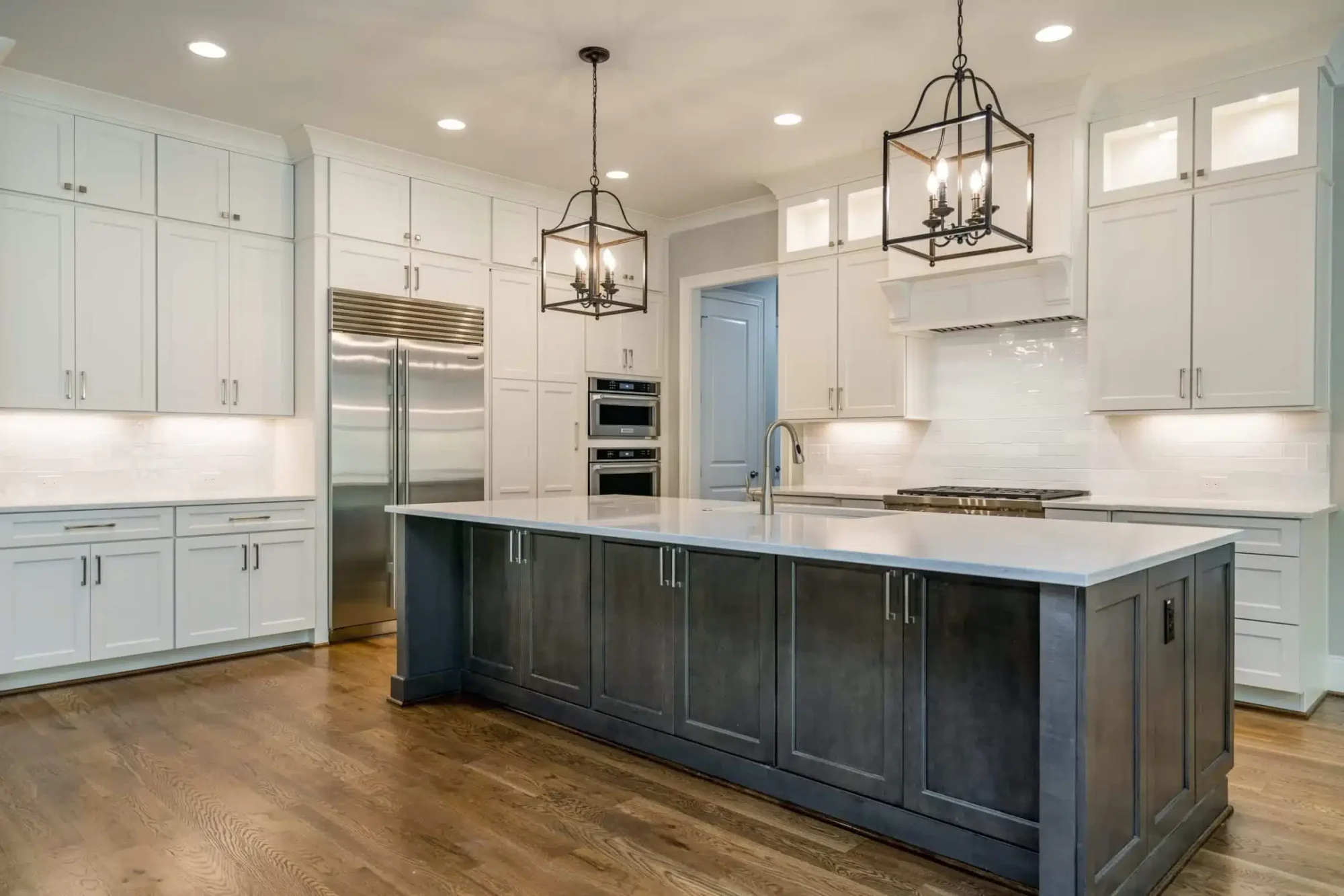 Luxury house Plan with 2 Story Blueprint