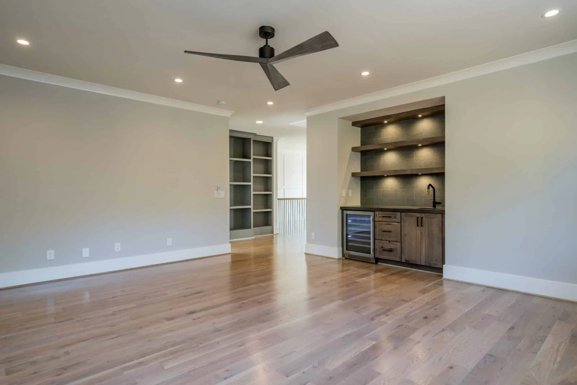 Exquisite house Plan with CAD Blueprint & Floor Designs