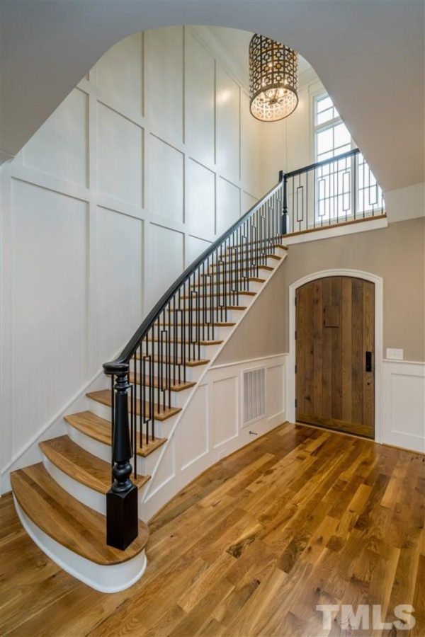 Elegant Tudor-Style house Plan with Detailed CAD Blueprints