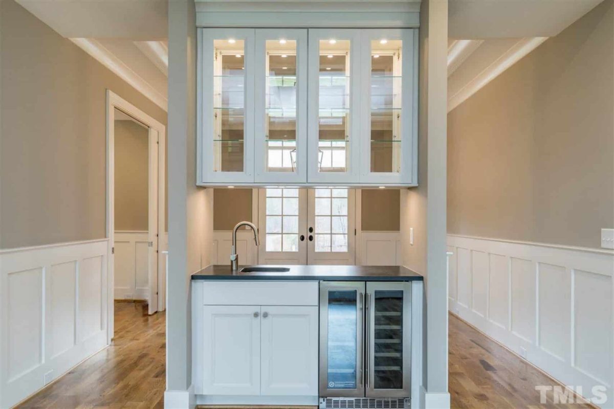 Elegant Tudor-Style house Plan with Detailed CAD Blueprints