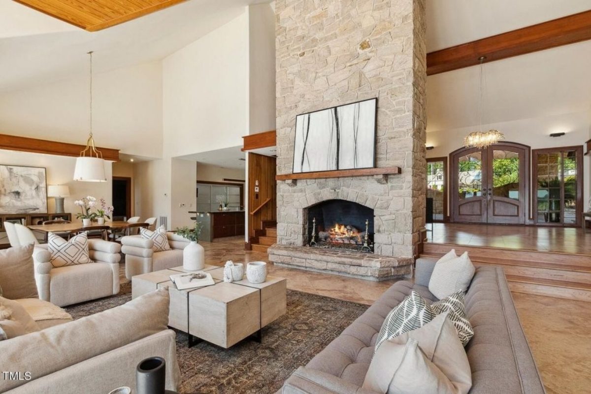 Spacious Floor Plan, Design Blueprint