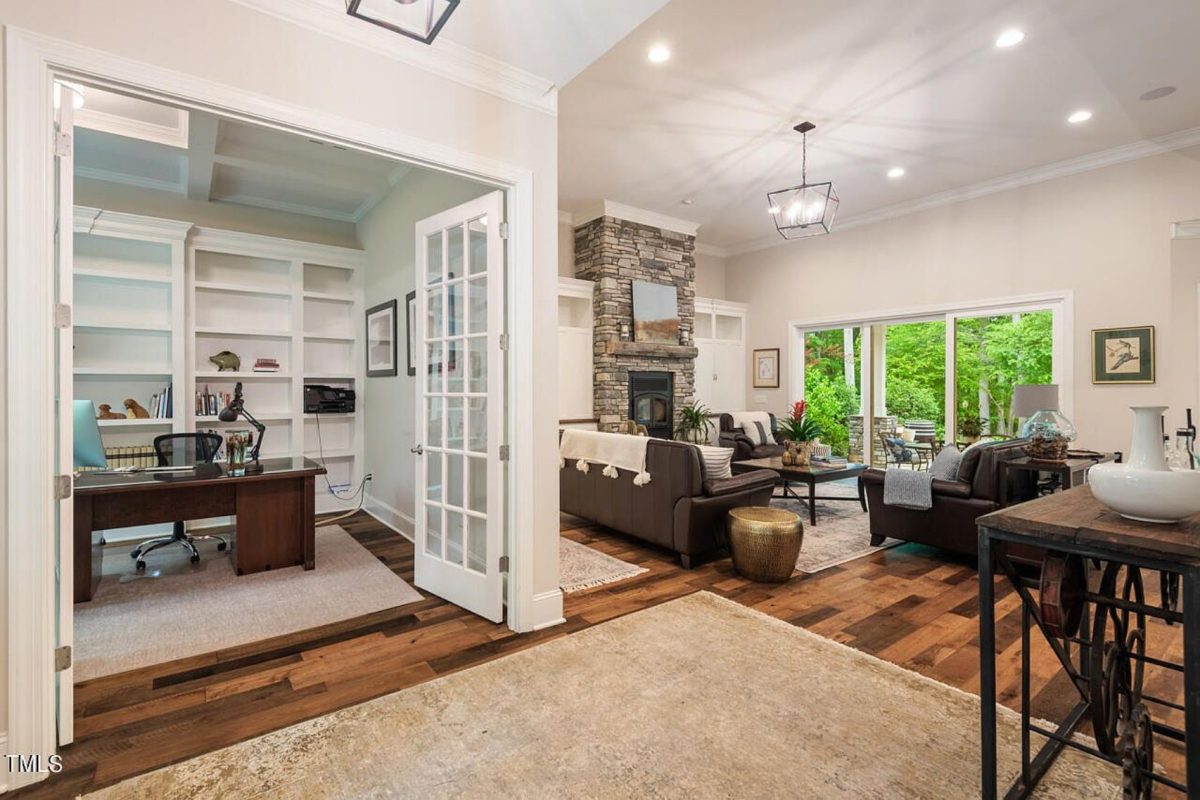 Elegant house Floor Plan: CAD Blueprint with Modern Designs