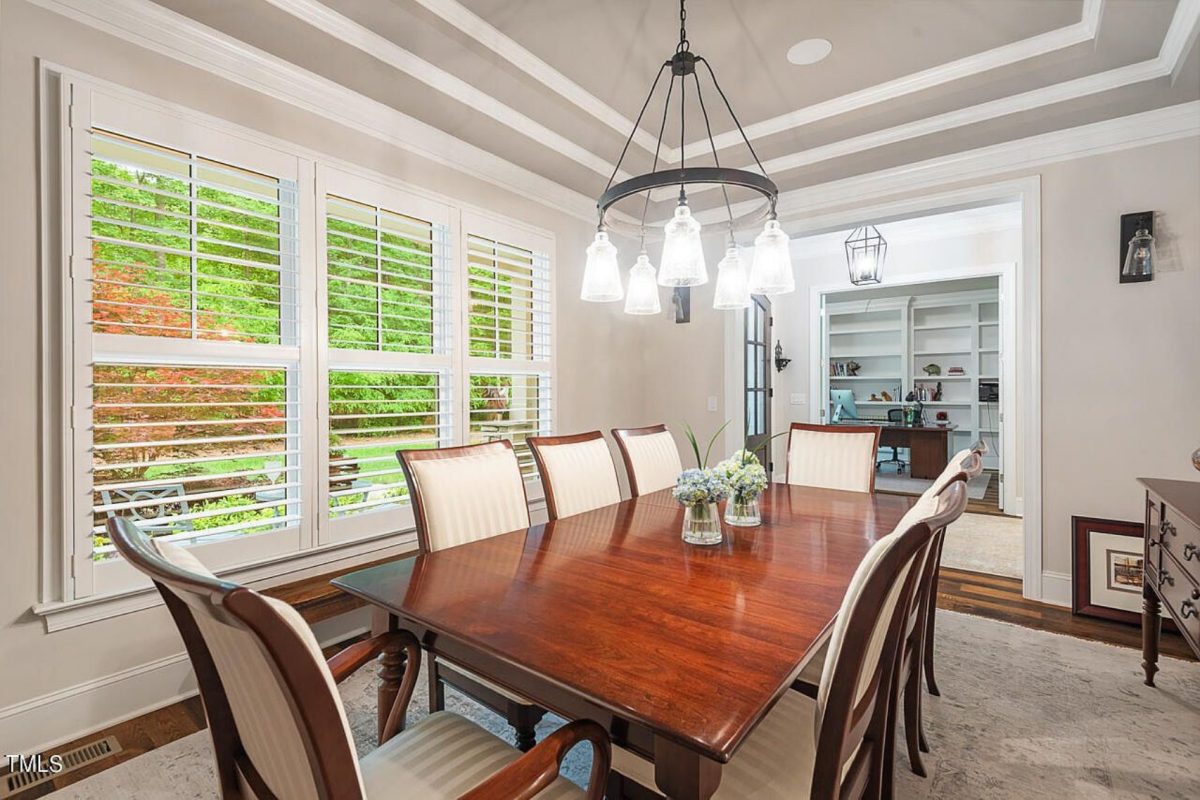 Elegant house Floor Plan: CAD Blueprint with Modern Designs