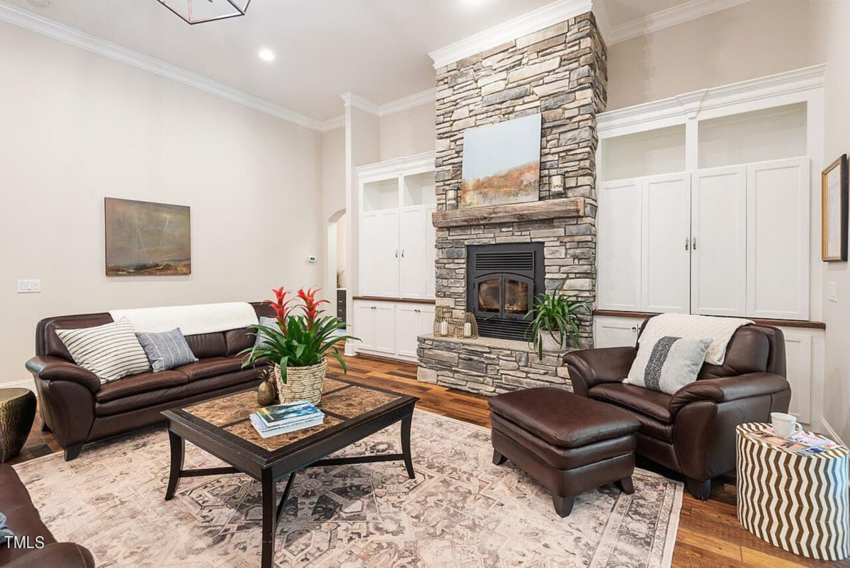 Elegant house Floor Plan: CAD Blueprint with Modern Designs