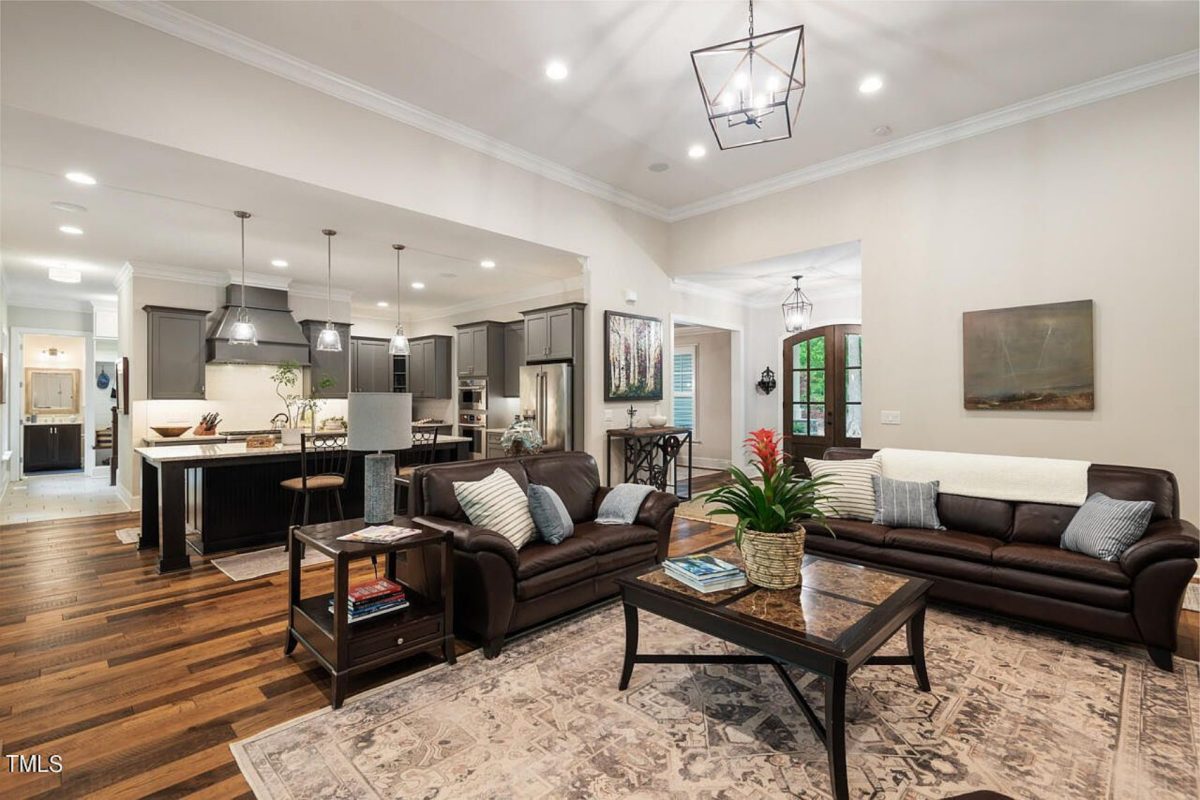 Elegant house Floor Plan: CAD Blueprint with Modern Designs