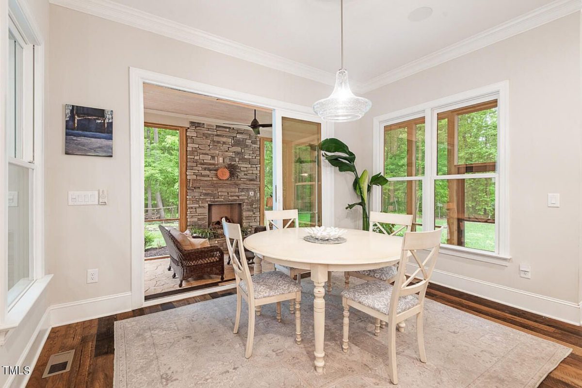 Elegant house Floor Plan: CAD Blueprint with Modern Designs