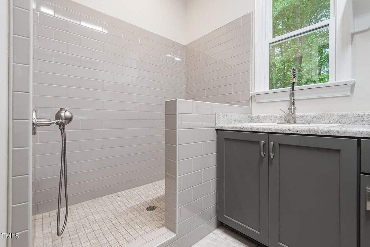 Elegant house Floor Plan: CAD Blueprint with Modern Designs