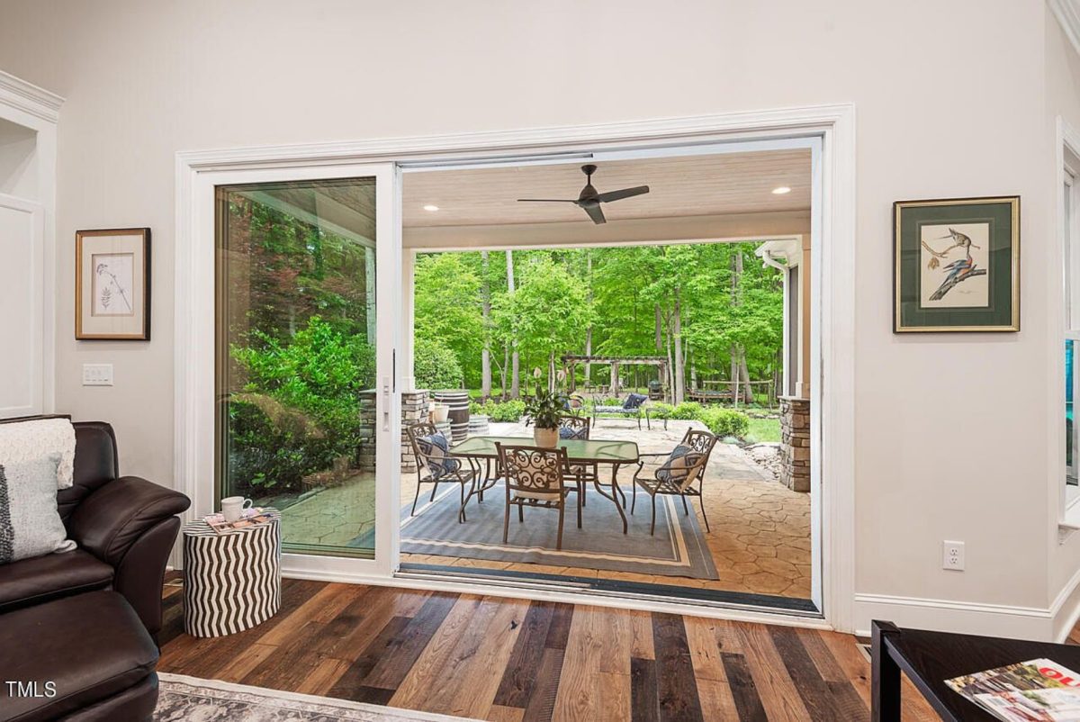 Elegant house Floor Plan: CAD Blueprint with Modern Designs