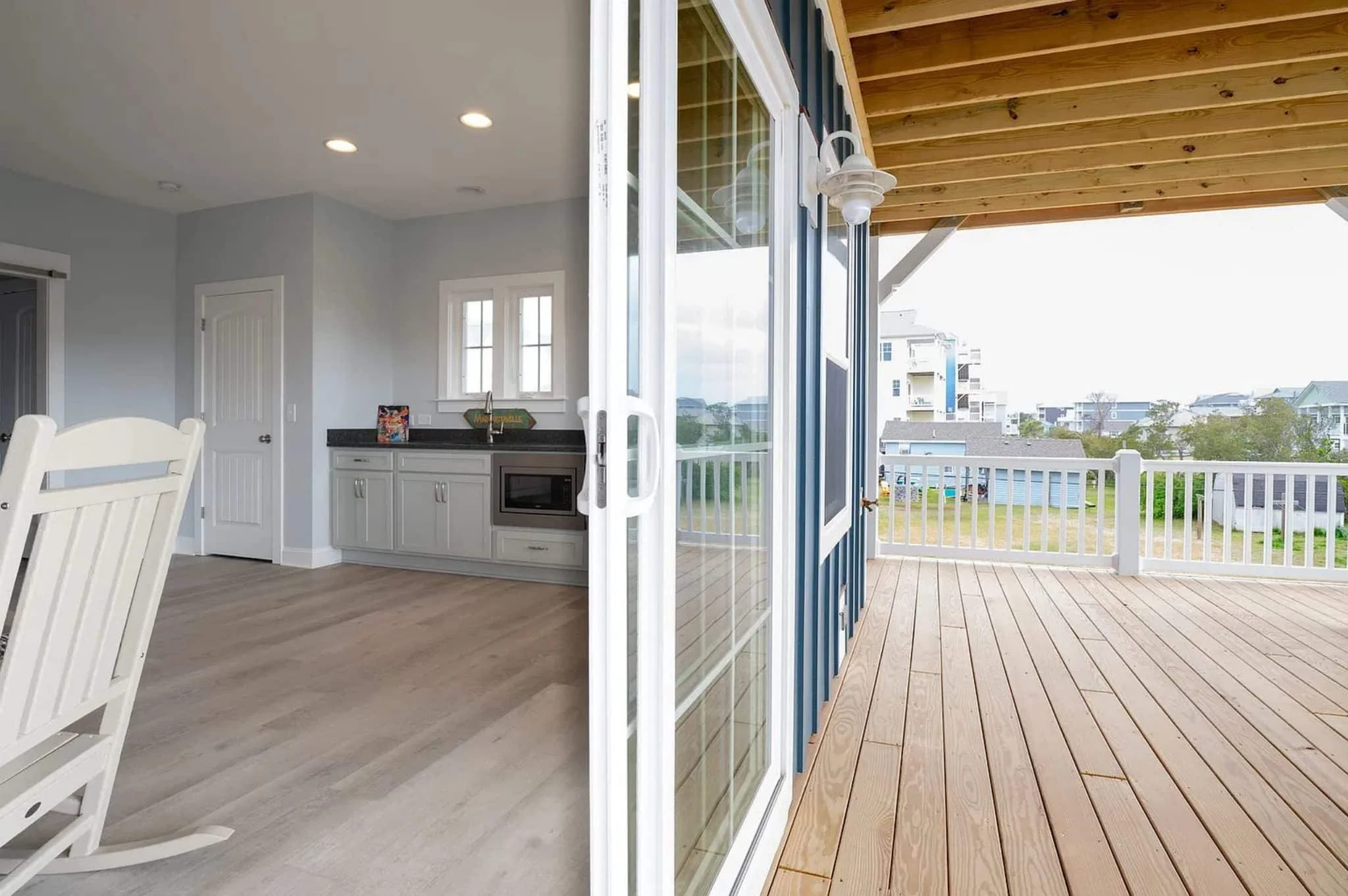 19-1073 HOUSE PLAN - 3-Story House Plan with CAD Designs & Vaulted Ceilings 28 3-Story house Plan with CAD Designs & Vaulted Ceilings