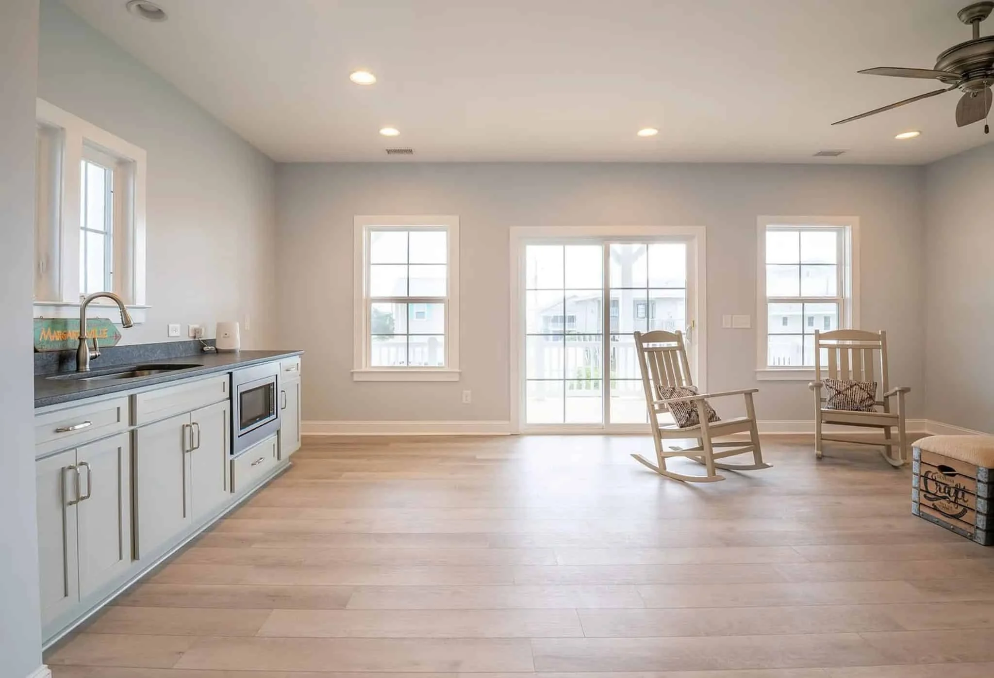 19-1073 HOUSE PLAN - 3-Story House Plan with CAD Designs & Vaulted Ceilings 25 3-Story house Plan with CAD Designs & Vaulted Ceilings