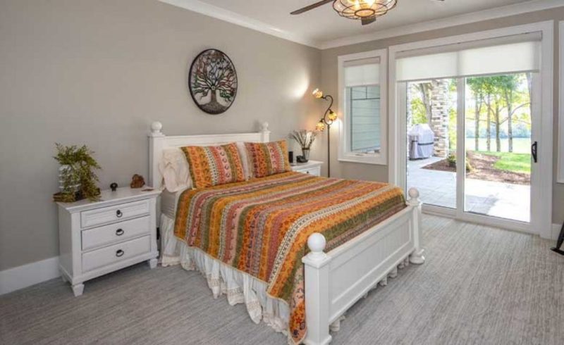 Stunning Craftsman house Plan with 5 Bedrooms and Full Blueprint