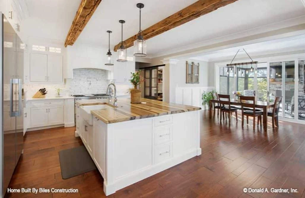 Stunning Craftsman house Plan with 5 Bedrooms and Full Blueprint