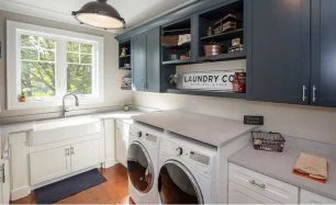 Stunning Craftsman house Plan with 5 Bedrooms and Full Blueprint