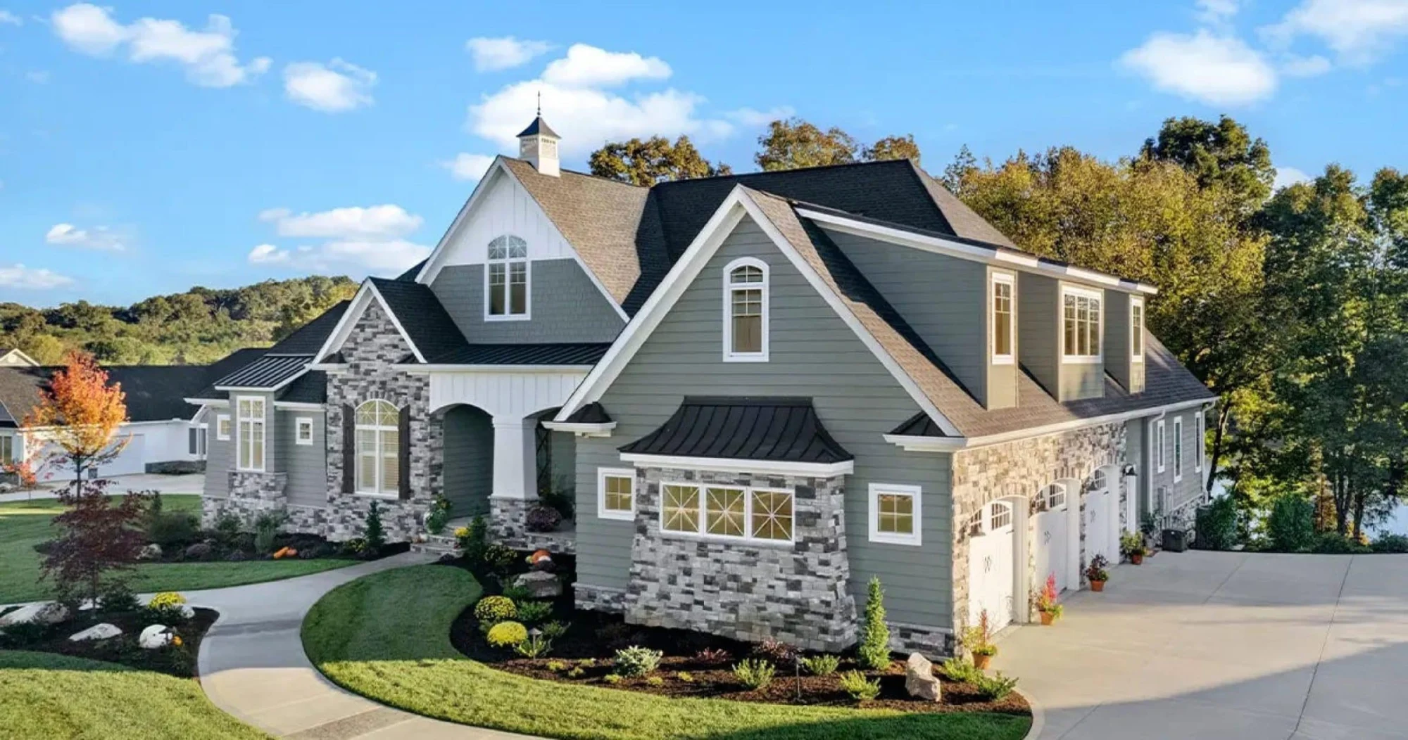 Stunning Craftsman house Plan with 5 Bedrooms and Full Blueprint