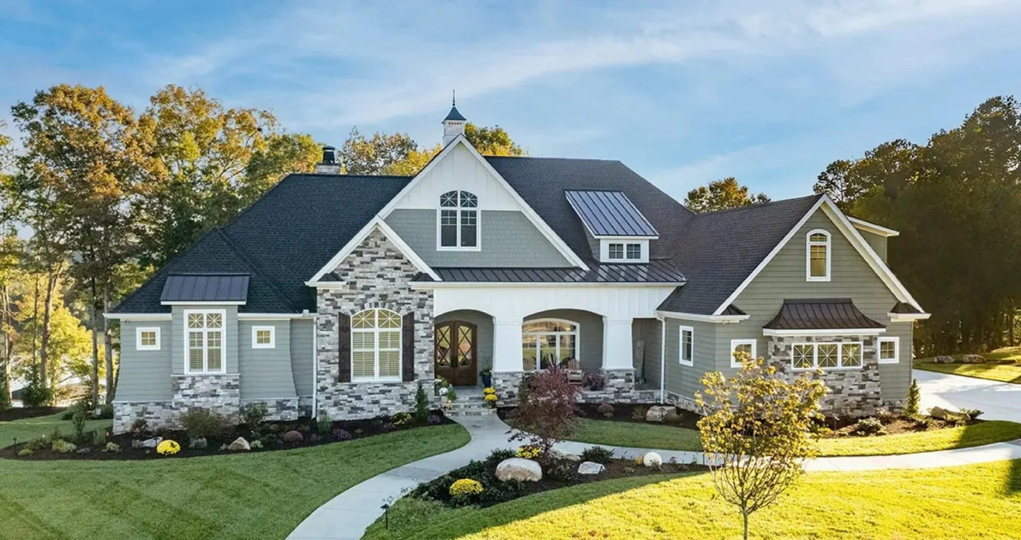 Stunning Craftsman house Plan with 5 Bedrooms and Full Blueprint