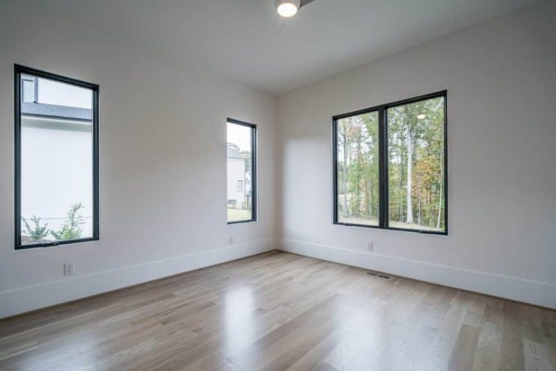 Luxury house Plan with 6 Bedrooms, 7 Baths, and 3 Stories