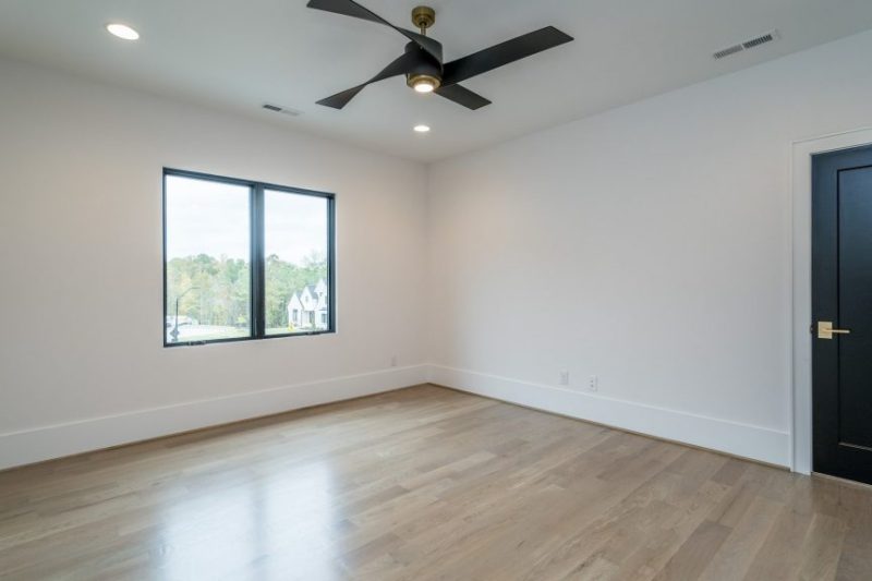 Luxury house Plan with 6 Bedrooms, 7 Baths, and 3 Stories