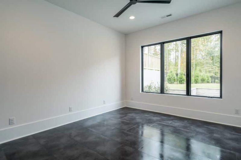 Luxury house Plan with 6 Bedrooms, 7 Baths, and 3 Stories