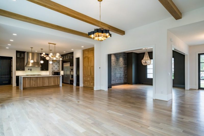 Luxury house Plan with 6 Bedrooms, 7 Baths, and 3 Stories