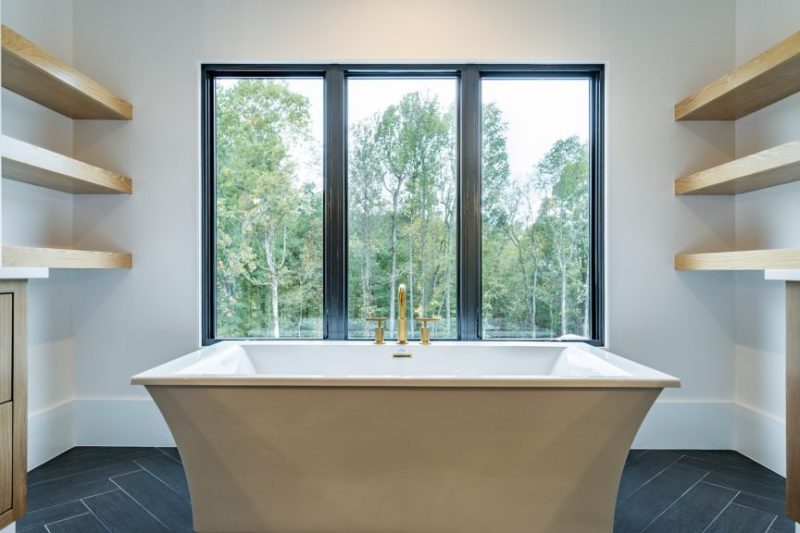 Luxury house Plan with 6 Bedrooms, 7 Baths, and 3 Stories