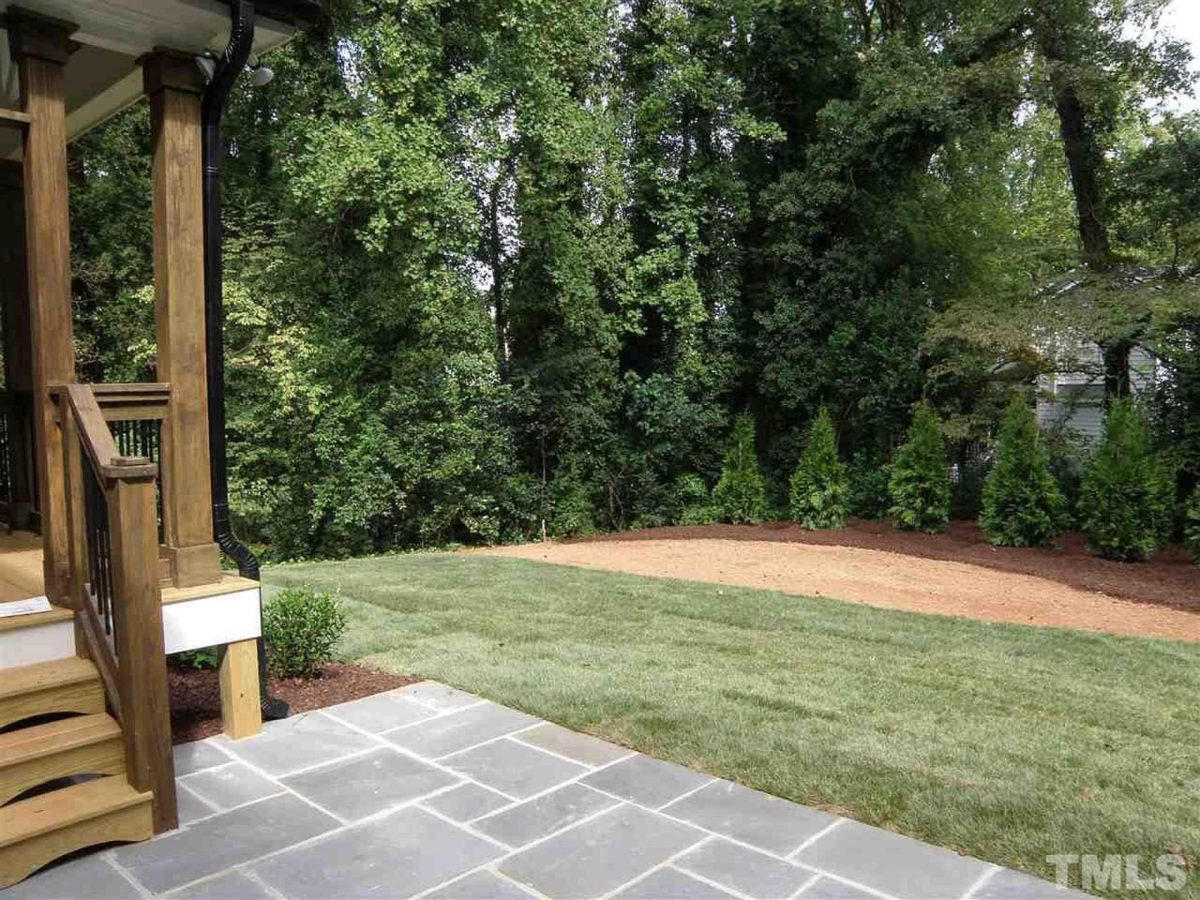 Beautiful Traditional house Floor Plan with CAD Designs