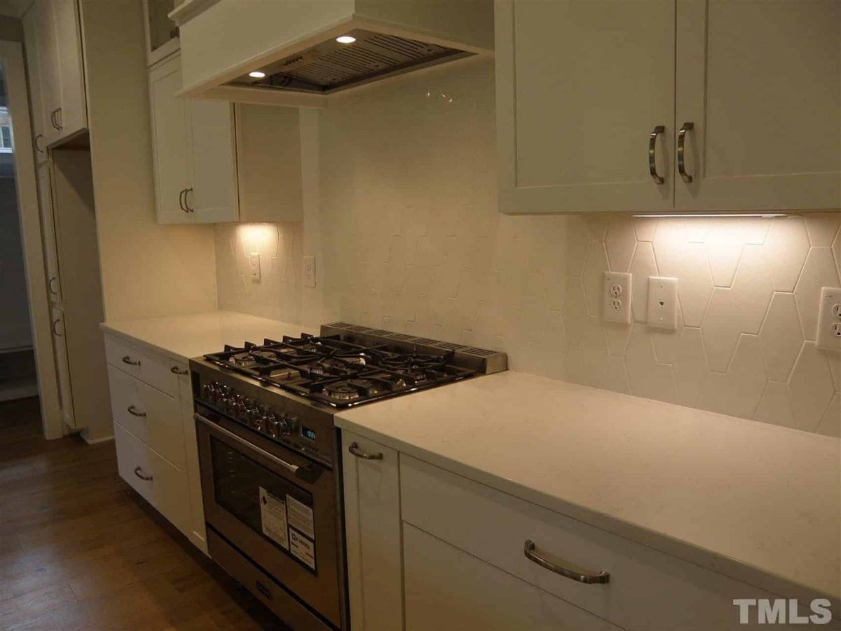 Beautiful Traditional house Floor Plan with CAD Designs