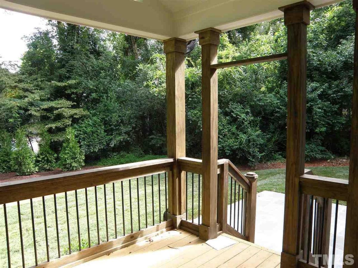 Beautiful Traditional house Floor Plan with CAD Designs