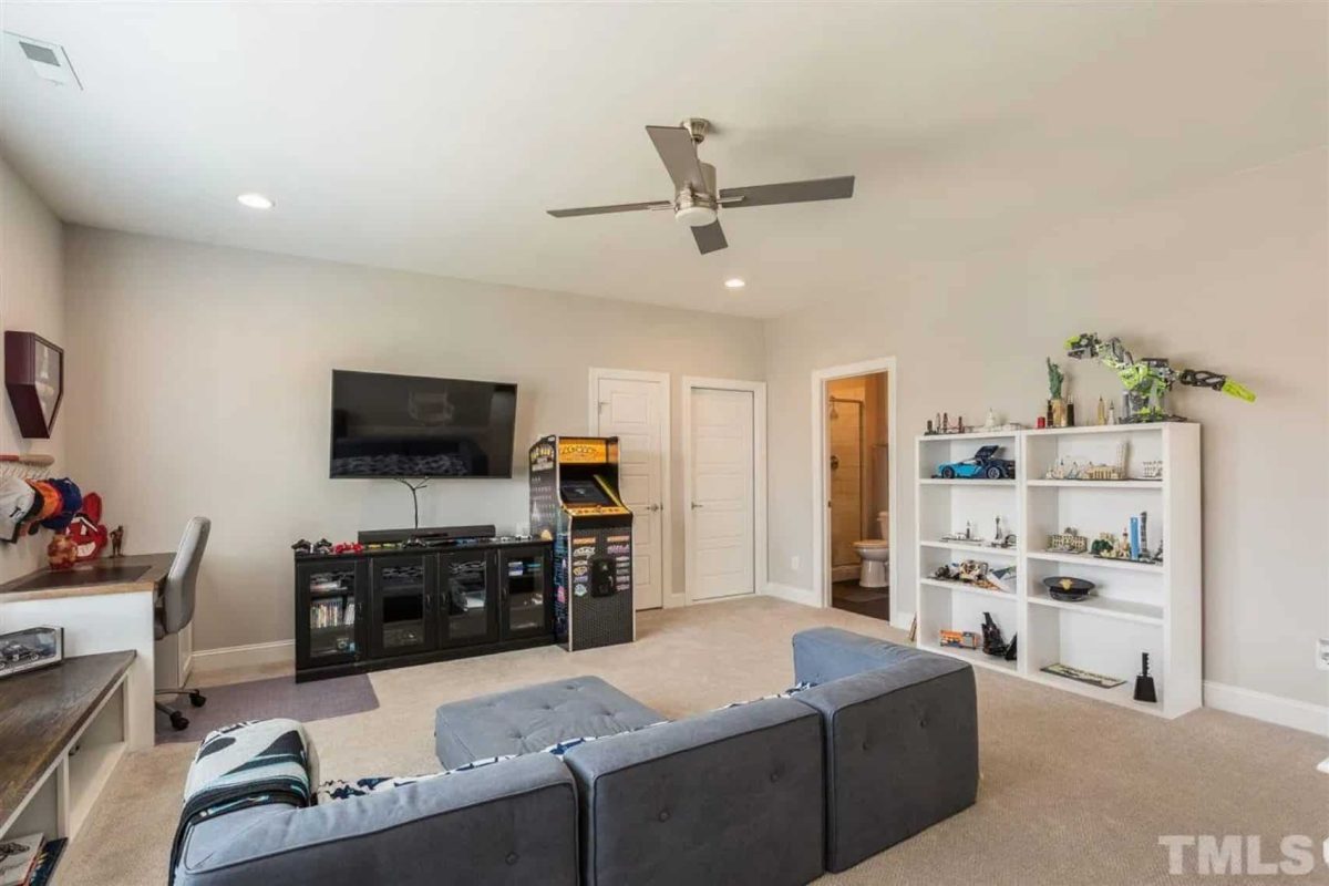 Craftsman house Plan with 3 Floors, 5 Beds, and CAD Designs