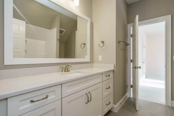 18-1578 HOUSE PLAN - Elegant House Plan with Spacious Floor Design and CAD Blueprint 15 Elegant house Plan with Spacious Floor Design and CAD Blueprint