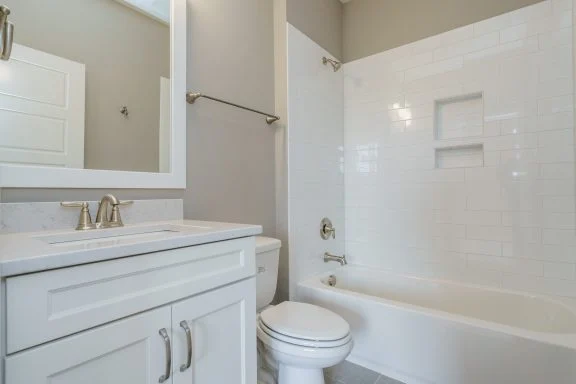 18-1578 HOUSE PLAN - Elegant House Plan with Spacious Floor Design and CAD Blueprint 13 Elegant house Plan with Spacious Floor Design and CAD Blueprint