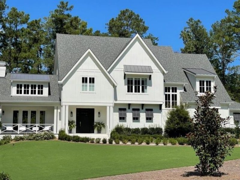 Modern Farmhouse house Plan - 2.5 Stories with 4 Bedrooms