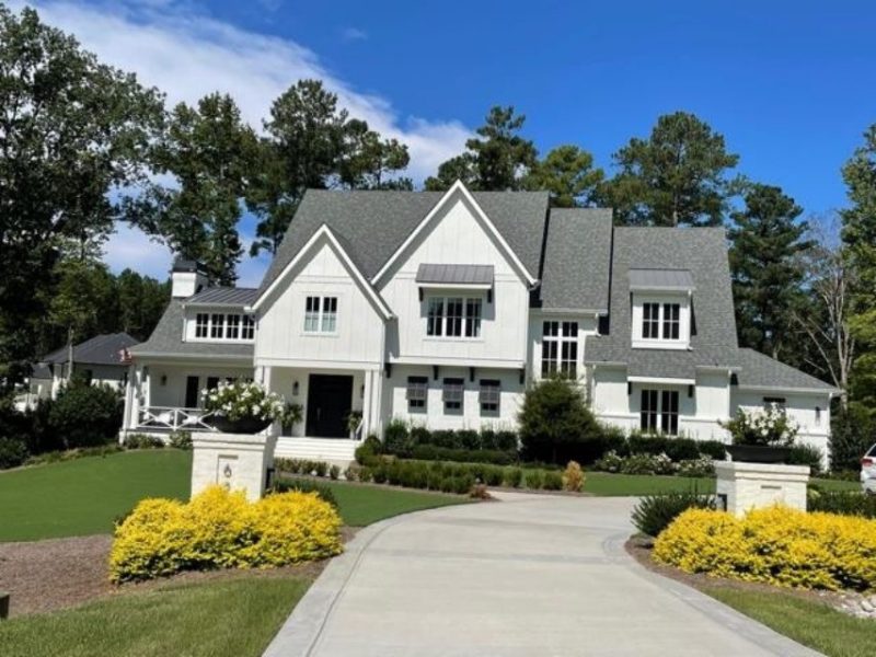 Modern Farmhouse house Plan - 2.5 Stories with 4 Bedrooms