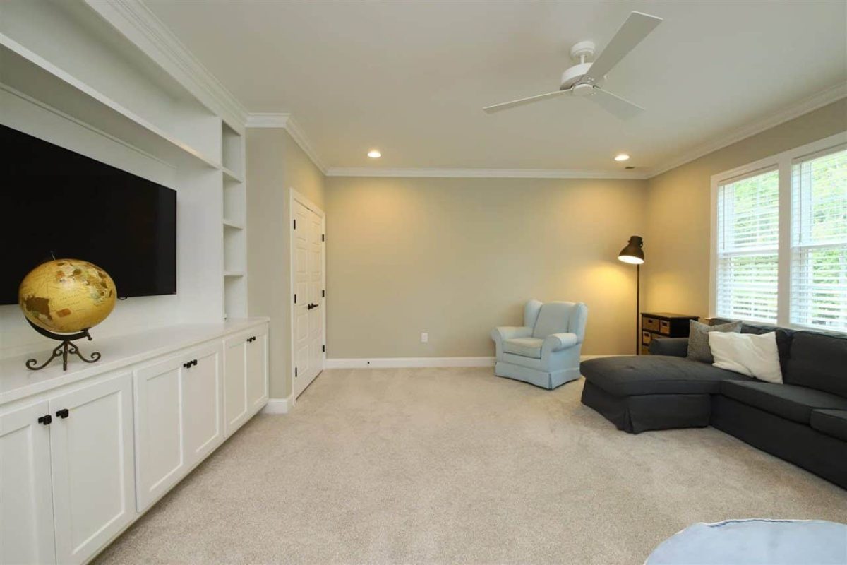 Custom house Floor Plan Blueprint with 3 Floors and 5 Bedrooms