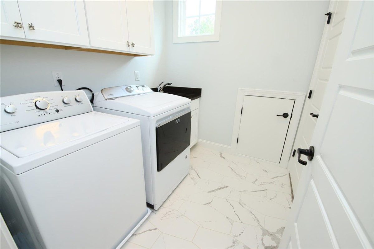 Custom house Floor Plan Blueprint with 3 Floors and 5 Bedrooms