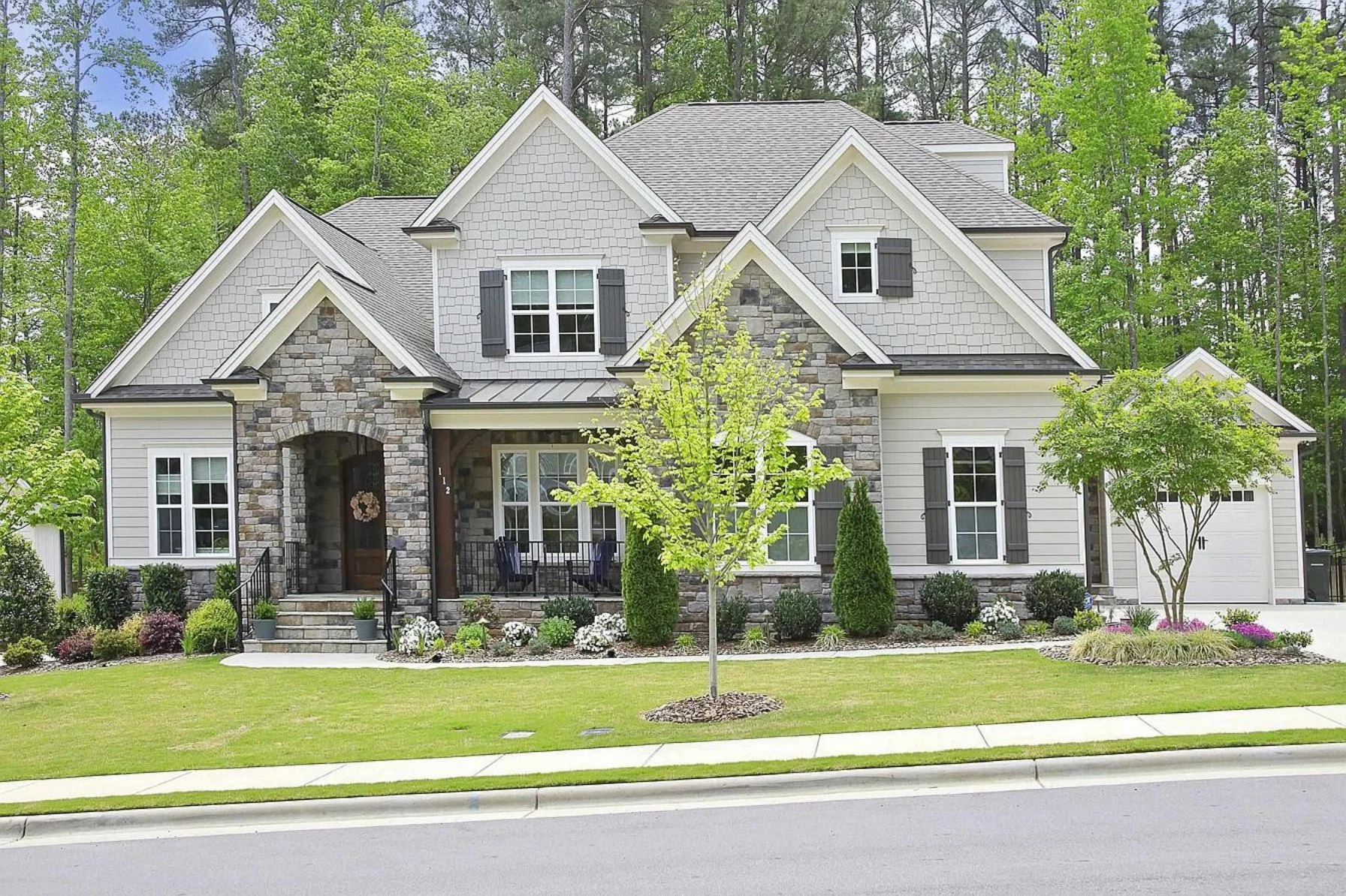 18-1048 HOUSE PLAN - Elegant House Plan with 5 Beds, 5 Baths & Architectural CAD Designs 2 Elegant house Plan with 5 Beds, 5 Baths & Architectural CAD Designs