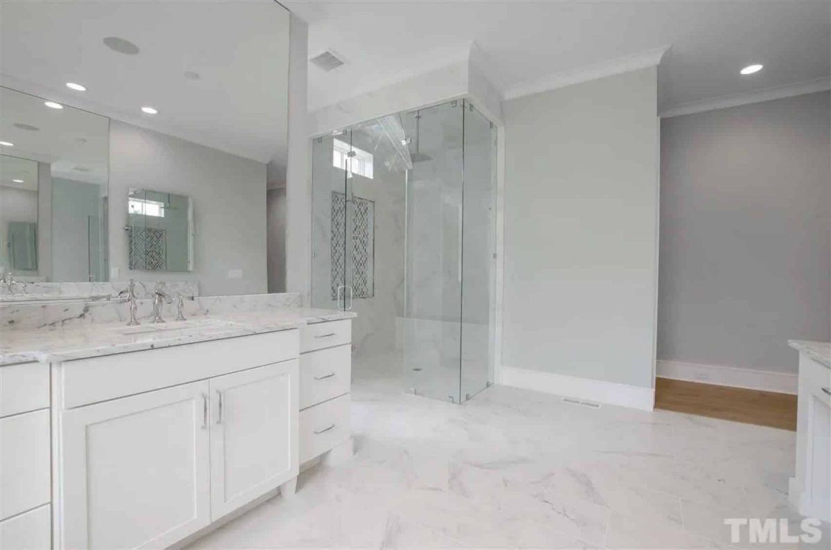 Expansive 5-Bedroom house Plan with Blueprint and CAD Designs