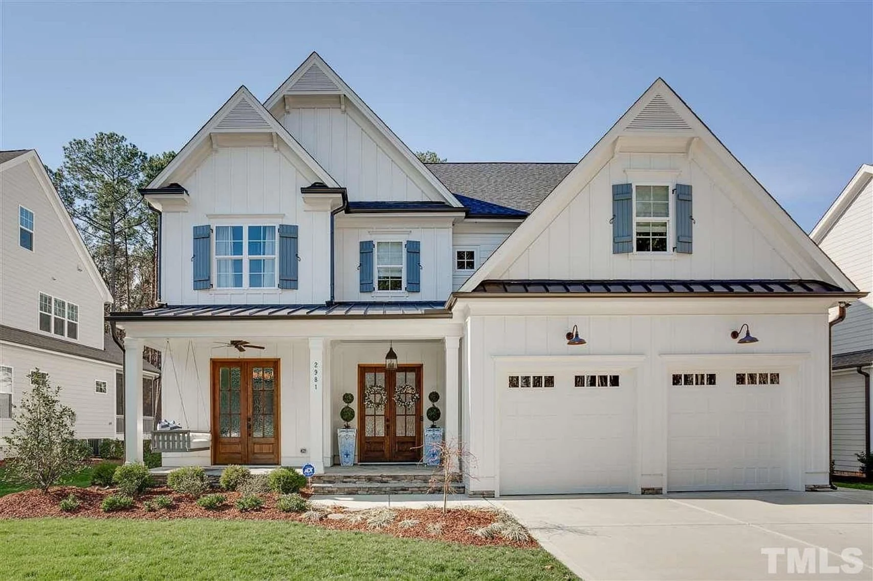 Beautiful 2-Story house Floor Plan with 5 Bedrooms and CAD Designs